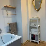 Apartament Gruene Oase Stadtnah Mit Balkon *