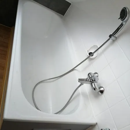Gruene Oase Stadtnah Mit Balkon אילרטיסן