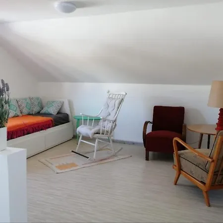 Apartament Gruene Oase Stadtnah Mit Balkon Illertissen
