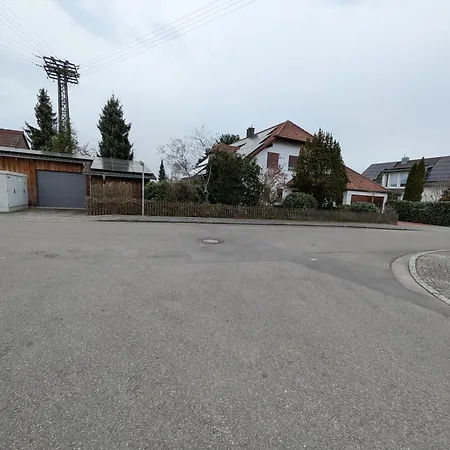 Gruene Oase Stadtnah Mit Balkon Illertissen