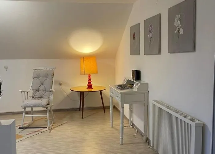 Gruene Oase Stadtnah Mit Balkon * Illertissen